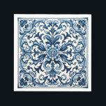 Guardanapo De Papel Azulejo azul português<br><div class="desc">Este produto tem um design intricado com fundo azul escuro e padrões ornamentais brancos. O design lembra os estilos tradicionais de cerâmica ou porcelana,  que podem interessar a quem aprecia a estética clássica ou vintage.</div>