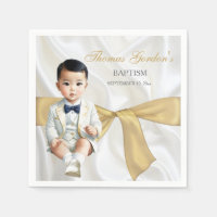 Batismo de Menino Asiático com Branco e Dourado