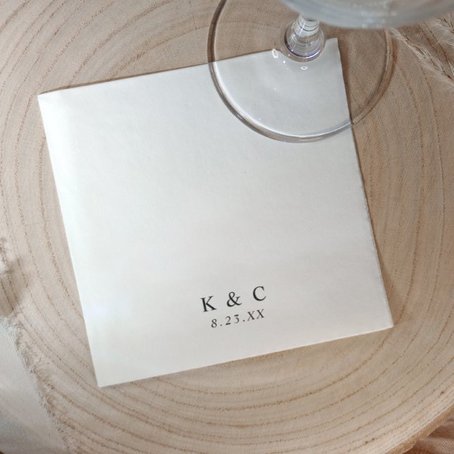 Guardanapo De Papel Black and White Modern Minimalist Simple Wedding (Black and white wedding napkins with minimalist initials and elegant modern typography)