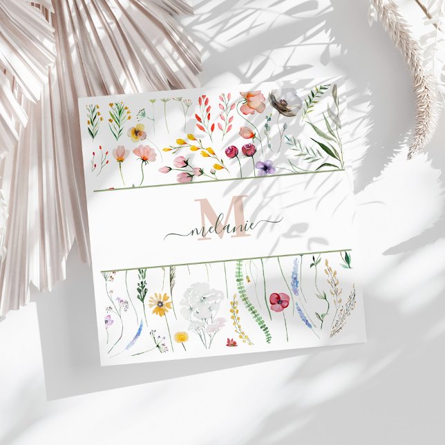 Guardanapo De Papel Boho Wildflower Custom Name Monograma (Boho Wildflowers Custom Name Monogram Napkins on a sunny white table.)