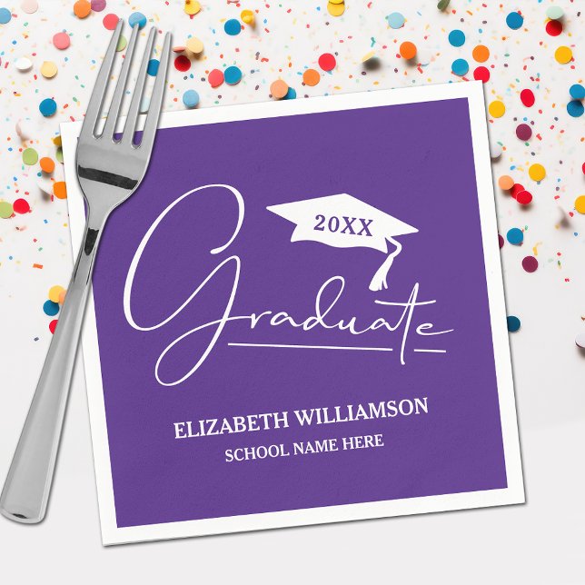 Guardanapo De Papel Boné de formatura de Script Branco Roxo (Your name, class year and "Graduate" in a cool script on purple school color party napkins)