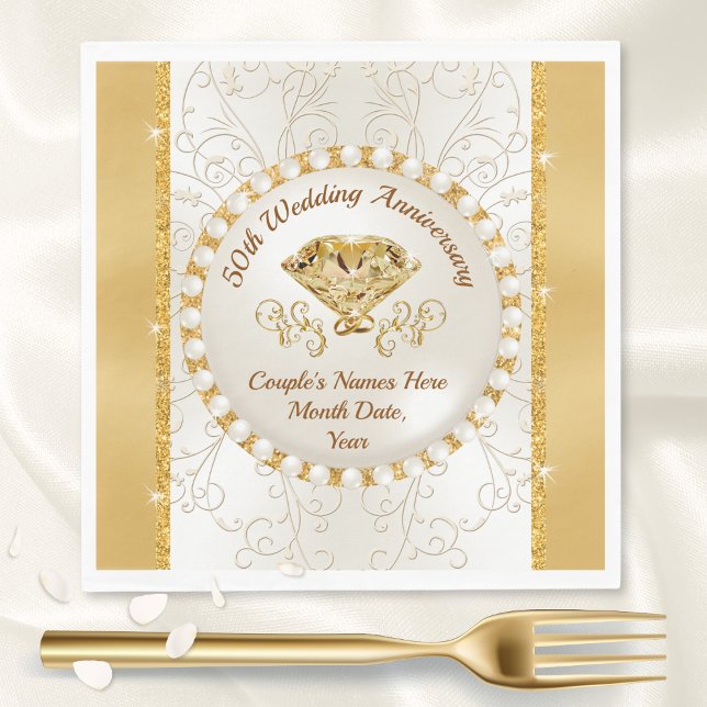 Guardanapo De Papel Casamento de Ivory e Ouro Aniversário Napkins, 50º (Stunning Personalized, 50th wedding anniversary napkins. Cocktail, Dinner or Luncheon Paper Napkins.)