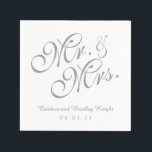 Guardanapo De Papel Clássico Sr. e Sra. Cinza Livro de Casamentos Napk<br><div class="desc">O Clássico Personalizado Sr. e Sra. Cinza e White Wedding Paper Napkins. Design por Elke Clarke©. Disponível em www.zazzle.com/monogramgallery. Naturezas clássicas, personalizadas com nomes de noivas e noivos e data de casamento em uma cinza ou um roteiro de cinza. A bela design é perfeita para recepções de casamento, festas de...</div>