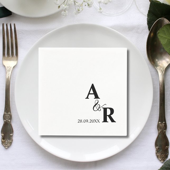 Guardanapo De Papel Cocktail Personalizado de Casamento com Monograma  (Ampersand monogram cocktail napkins add stylish charm with your initials to wedding drinks.)