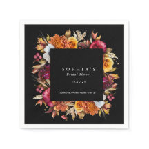 Dark Moody Fall Floral Romântico Chá de Noiva