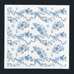 Guardanapo De Papel De Jantar Elegante Vintage Rosas e fitas azuis gravadas<br><div class="desc">Rosas,  flores,  videiras,  folhas e borboletas,  azuis,  elegantes e românticas,  gravadas a azul,  com fitas e arcos entrelaçados sobre fundo branco.</div>