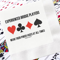 Jogadores de ponte experientes Vestem suas caras d
