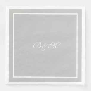 Guardanapo De Papel De Jantar monograma minimalista. iniciais do casal em cinzas