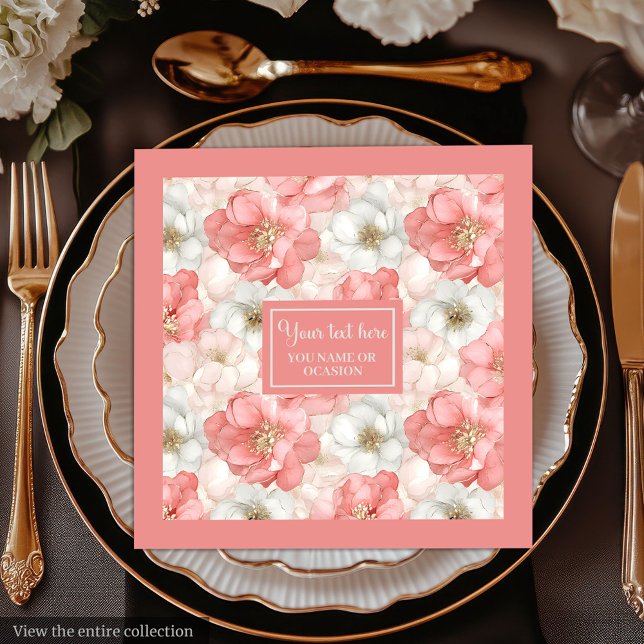 Guardanapo De Papel De Jantar Nome Personalizado de Napkin Floral Dourado e Rosa (Chic Pink and Gold Floral Napkin Custom Name)