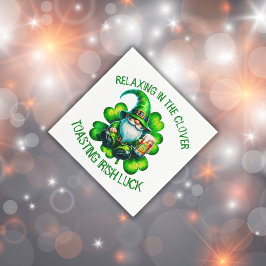 Guardanapo De Papel Dia de São Patrício Gnomo Bonito com Cerveja |