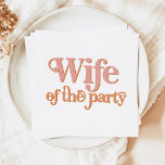 Guardanapo De Papel Esposa do Partido Bachelorette do Triplo Retro 70<br><div class="desc">Este guardanapo 'esposa do partido' apresenta uma fonte temática retrorada dos anos 70 com uma combinação de cor azul e cor laranja. Isto é perfeito para um chá de panela ou festa de solteira. 💜 CORES SÃO EDITÁVEIS! Clique em personalizar para ajustar as cores.</div>