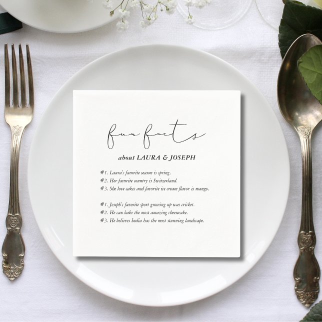 Guardanapo De Papel Fatos Divertidos sobre Casamentos com Roteiro Mode (Modern script fun facts wedding napkins spark smiles while adding a personal touch.)