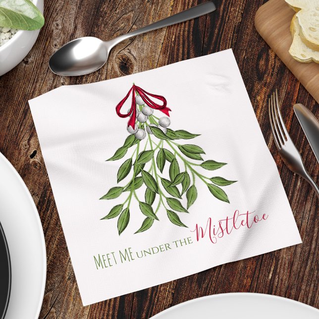 Guardanapo De Papel Feliz de Natal Mistletoe Cute Whimsical (Christmas merry mistletoe "meet me under the mistletoe" cocktail napkin.)