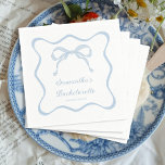Guardanapo De Papel Festa de solteira do Casando Arco azul<br><div class="desc">Adicione um toque de elegância à festa de solteira de casando da sua Ela com estes guardanapos de arco azul personalizados. Perfeito para um tema de solteirona de arco, esses guardanapos melhoram qualquer festa de solteira de casando ou amarram o tema da solteira de nó. O design de arco azul...</div>