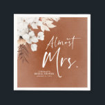 Guardanapo De Papel Flores de Terracota Branca Chá de Noiva Quase Sra<br><div class="desc">Guardanapos de papel para chá de noiva boho elegante com flores de terracota marfim e branco - Quase Sra.</div>