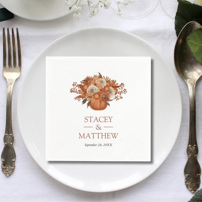 Guardanapo De Papel Flores Modernas de Boho com Casamento de Terracott (Modern boho flowers with pot terracotta wedding napkins add earthy artistic charm to receptions.)