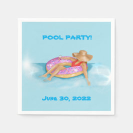 Guardanapo De Papel Flutuando na Piscina na Rosquinha de borrifar