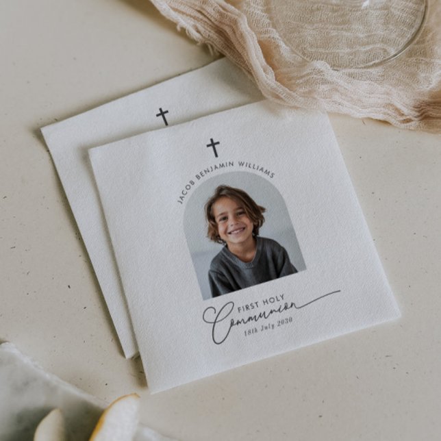 Guardanapo De Papel Foto Archada Primeiro Rapaz Comunitário (Zazzle Arched Photo First Communion Boy Napkins)