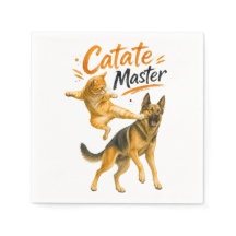 Gato de Karatê Engraçado Chutando Pastor Alemão