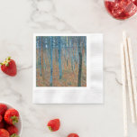 Guardanapo De Papel Gustav Klimt Fir Forest Tannenwald árvores vermelh<br><div class="desc">Vintage Gustav Klimt Fir Forest - Art Nouveau Red Trees Esta bela pintura de safra de árvores é feita pelo mestre artista Gustav Klimt. A pintura, chamada Floresta Fir I, ou Tannenwald, nos mostra uma bela paisagem com Árvores Vermelhas, através de uma floresta densa. Gustav Klimt capturou o sentimento de...</div>