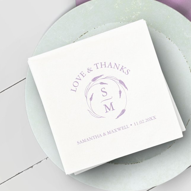 Guardanapo De Papel Lavanda Monogrammed Napkins (Monogrammed lavender wedding napkins feature unique line art by Victoria Grigaliunas Do Tell A Belle)