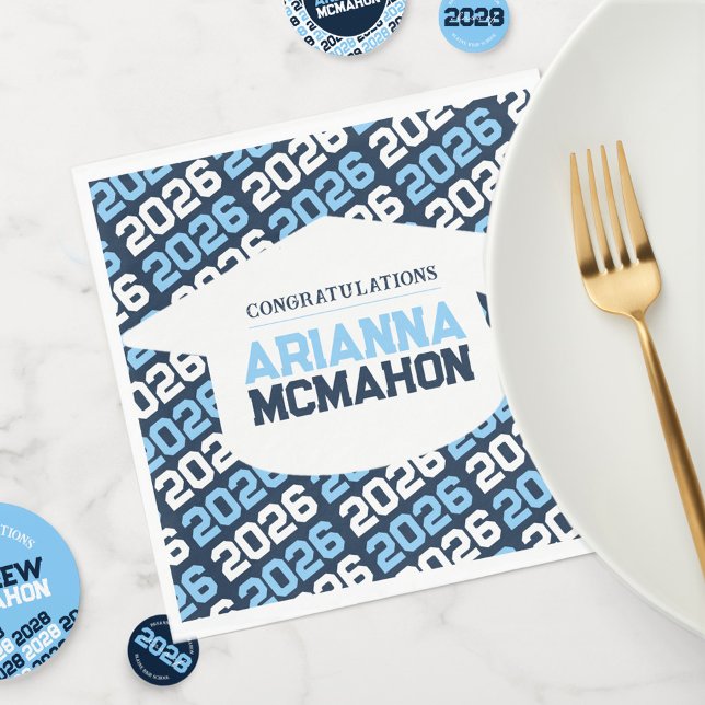 Guardanapo De Papel Marinho e papel personalizado para Boné de formatu (Repeating Class Year + White Graduation Cap Personalized Paper Napkins)