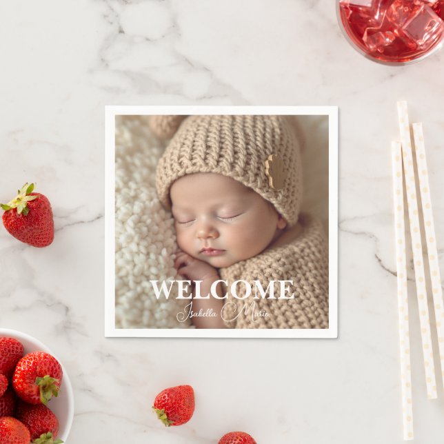 Guardanapo De Papel  Modern Grey and White Photo Birth Announcement (Insitu)