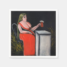 Mulher Curvy com uma Cama de Cerveja