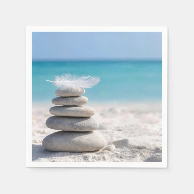 Guardanapo De Papel Pena Branca num Cairn de Praia (Frente)