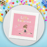 Guardanapo De Papel Pequena Ballerina Rosa Balé Meninas Festa de Nome<br><div class="desc">Adicione um toque personalizado fofo à festa de aniversário da sua bailarina com este adorável guardanapo de papel. Napkin tem o texto Little Ballerina, uma dançarina balé, uma rosa rosa rosa, arco e chinelos, e o primeiro nome da sua garotinha. O guardanapo de papel faz um excelente personalizado para um...</div>