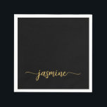 Guardanapo De Papel Script Minimalista Feminina Monograma Preto Dourad<br><div class="desc">Guardanapo de papel personalizado minimalista feminino simples e limpo preto e dourado com monograma de nome e assinatura em letra cursiva. Este design apresenta seu primeiro nome em uma bonita tipografia de assinatura com estilo de letra manuscrita e cauda ornamentada (ou caligrafia) em fundo preto e dourado. Estes são fáceis...</div>