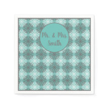 Sombras de Cinza, Azul e Monograma de Lace Branco