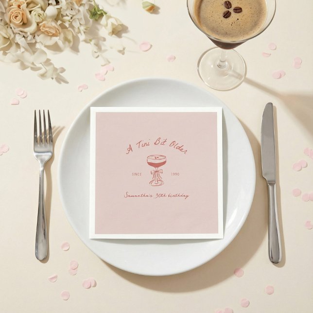 Guardanapo De Papel Tini Bit Older Espresso Martini Scribble Birthday (a tini bit older pink and red paper napkin with hand-drawn espresso martini)