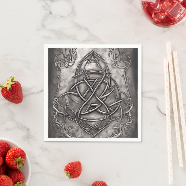 Guardanapo De Papel Triquetra Trinity Knot Silvery Pewter Faux Metal (Insitu)