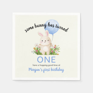 Guardanapo De Papel Um Coelhinho É Um Simples primeiro aniversario De 