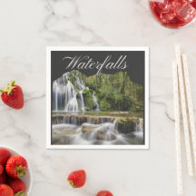 Viagem de Quedas de Água das Montanhas