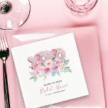 Guardanapo De Papel XOXO Cookies Rosa Bonito Chá de panela Floral<br><div class="desc">Bonito guardanapos florais de aquarela, que você pode personalizar para qualquer evento, com biscoitos cor-de-rosa XOXO aninhados em um arranjo de flores e verde. O design apresenta belas letras escritas à mão e um roteiro elegante e o modelo é fácil para você personalizar. Um doce design para primavera ou verão...</div>