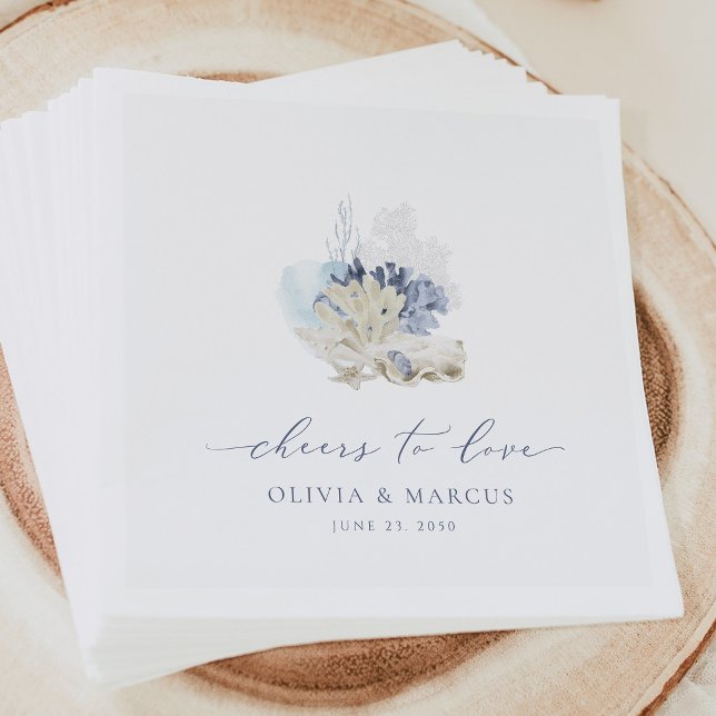 Guardanapos de casamento azul costeira praia conch (Blue coastal wedding napkins with seashell design, elegant beach reception table decor)