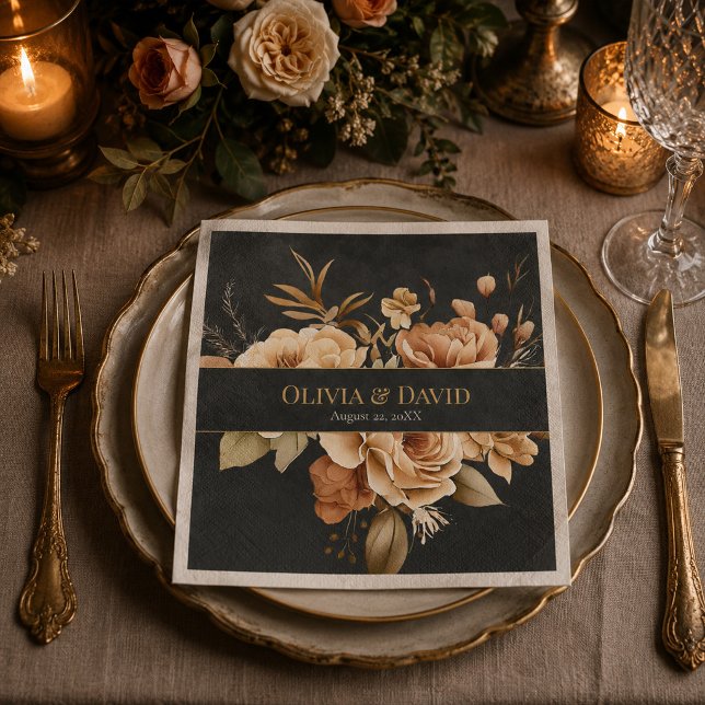 Guardanapos de casamento florais pretos da bruxa d (Forest Witch Black Floral Wedding Napkins)
