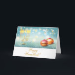 Hanukkah Belo Cartão de Cartões de natal Judaico<br><div class="desc">Feliz Hanukkah Belo Cartão de Cartões de natal Judeu. Antecedentes judaicos Holiday Hanukkah com símbolos tradicionais Chanukah - sonhos de madeira (rodando topo), rosquinhas, menorah, velas, estrela de David e padrão de papel de parede luminoso brilhante. Decoração do Festival Chanucá. Jerusalém, Israel. Convites e papelaria, Cartões de saudação, Férias e...</div>