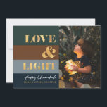 Hanukkah Chanukah Dourado Love & Light Photo<br><div class="desc">Nosso cartão de Natal Dourado Chanukah / Chanukah e Feriado é uma maneira elegante e elegante de compartilhar seus desejos de Chanucá/ Chanukah com amigos,  família e clientes! Com espaço para personalizar com seu nome e foto. Consultas? Envie-nos uma mensagem ou envie um email para bestdresssedbread@gmail.com. Feliz Chanukah!</div>