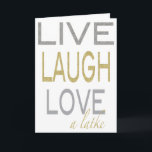 Hanukkah "Live Laugh Love a laty" Cartão Glitzy<br><div class="desc">Chanucá "Live, Laugh, Love a Latke", Dourada/Silver Greeting Card com Envelope Branco. Personalize eliminando "Happy Chanukah" e adicione seu próprio texto escolhendo seu estilo de fonte, cor e tamanho favoritos. Obrigados para parar e comprar. Muito apreciado!! Feliz Hanukkah/Chanukah! Dimensões: 5" x 7" (retrato) ou 7" x 5" (paisagem) impressão de...</div>