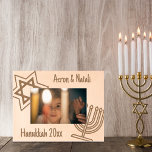 Hanukkah Menorah Star de David Simple e Clássico<br><div class="desc">Feliz Hanukkah ❄ Belo presente personalizado para família e amigos! Faz os avós felizes! Substitua o texto pelo seu próprio nome ou mensagem. Férias felizes 🕯 ⚘</div>