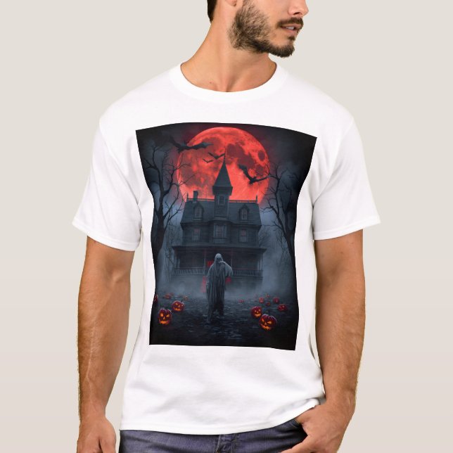 Haunted Red Moon Halloween T-Shirt | Spooky Ghost  (Frente)