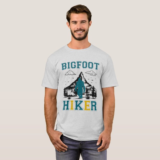 Hiker Bigfoot: Libere A Sua Camisa T Do Explorador (Frente Completa)