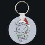 Hippo Christmas Winter Animais Hippos Chaveiro<br><div class="desc">O hipopótamo no Natal com luzes de fadas. Animais engraçados com presentes e neve nas férias. Uma doce saudação de Natal. Hippos são animais bonitos e perfeitos para o Natal.</div>