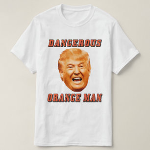 Homem alaranjado perigoso da camisa de Donald