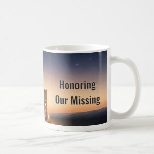 Homenageando Nossa Caneca de Café Ausente