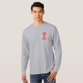 Homens ainda estão aqui com camiseta de manga long