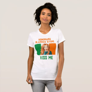 HONORARY BLARNEY STONE IRISH LASS BEIJA-ME T-Shirt
